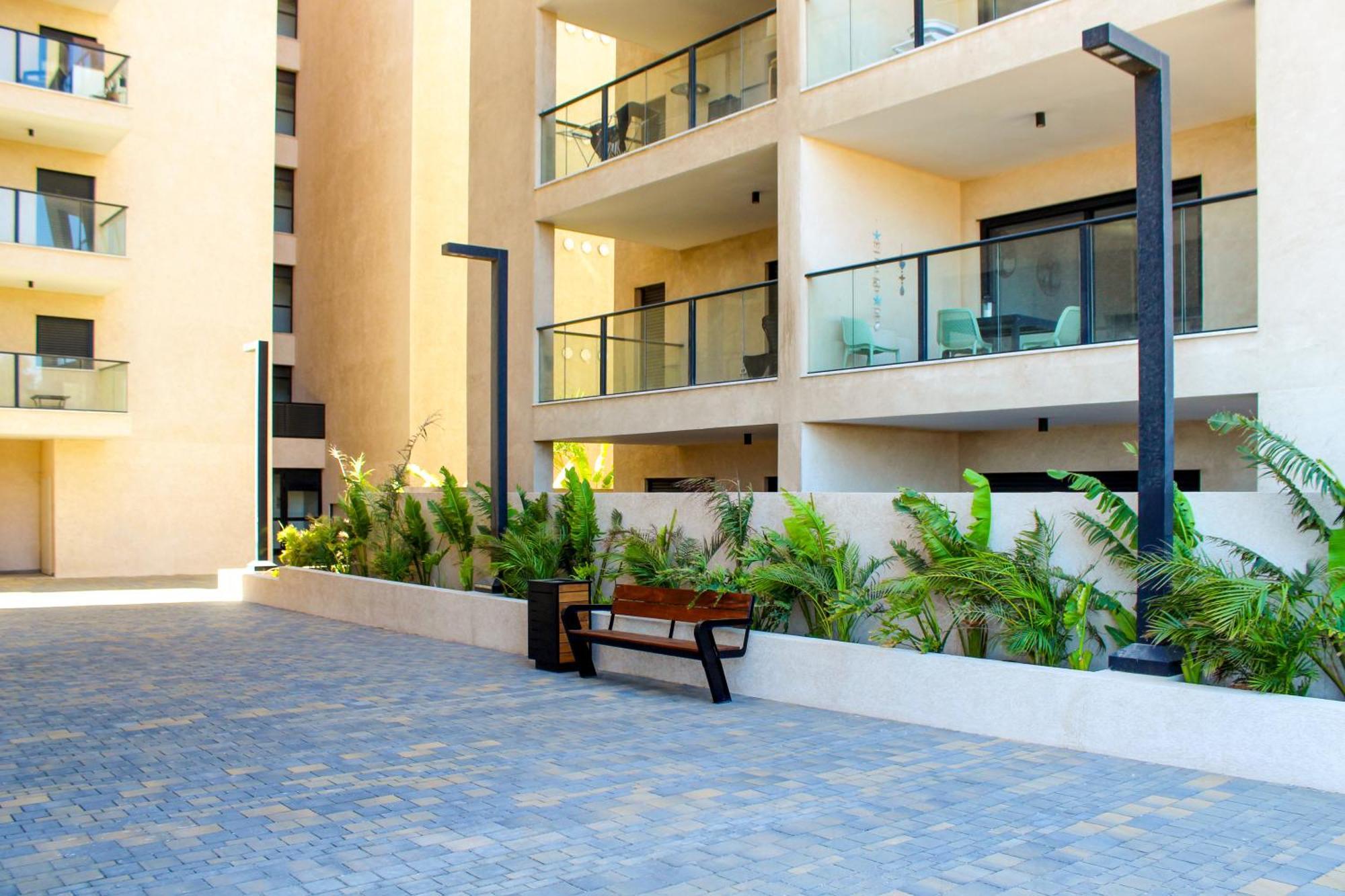 Luxury #43 By Hashdera Eilat
